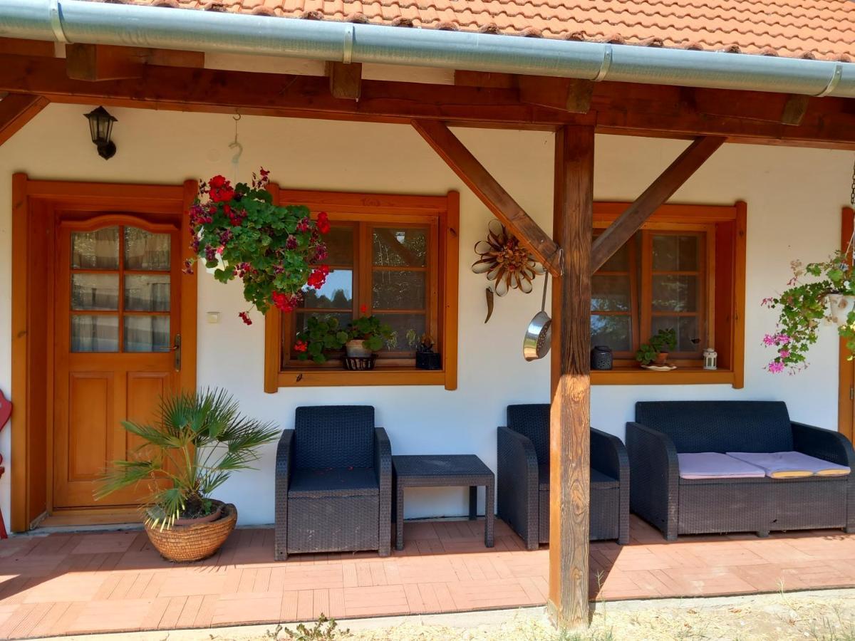 Апартаменты H&H Vendeghaz Балатонберень Экстерьер фото